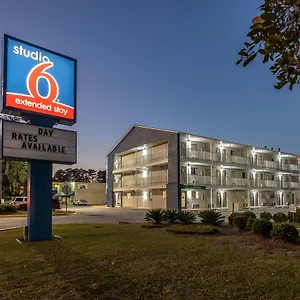 Hotel 6-savannah, Ga, Savannah